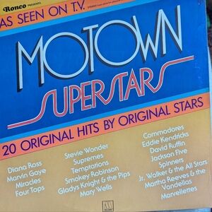 ✌🏼2/$20✌🏼1976 Vinyl Compilation "Motown Superstars" Ronco Records